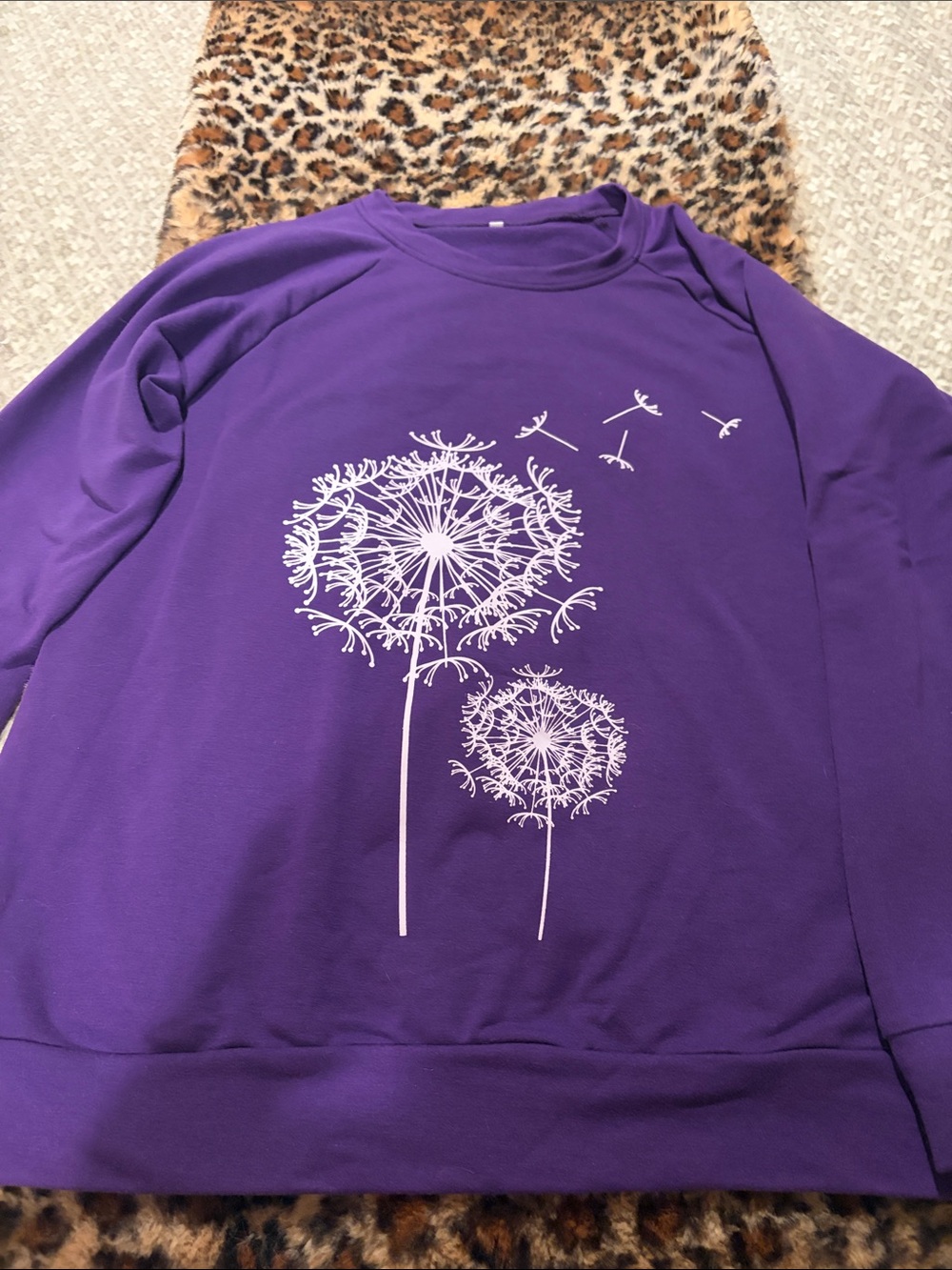 Bangely Purple Dandelion Graphic Women's Sweatshirt